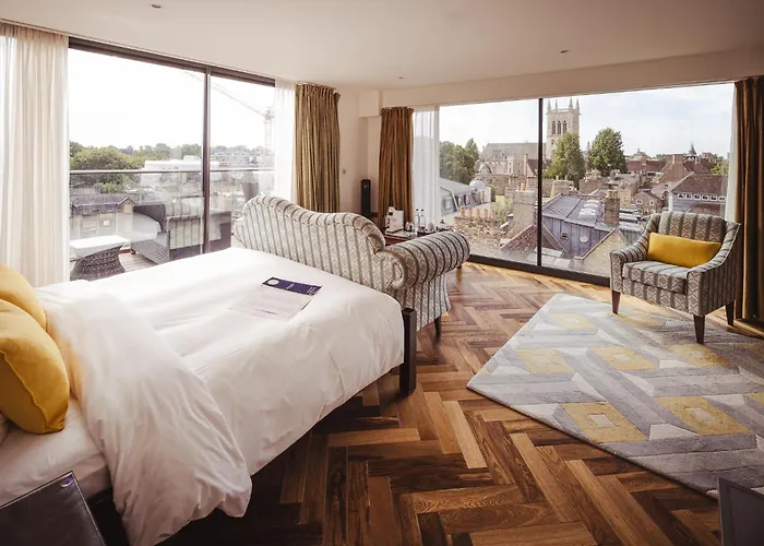 The Varsity Hotel & Spa